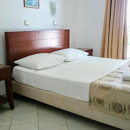 Coralli Beach Studios- *