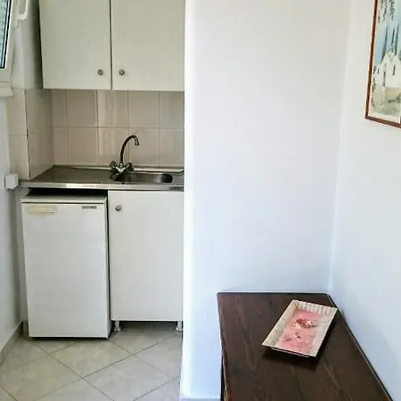 Coralli Beach Studios- *