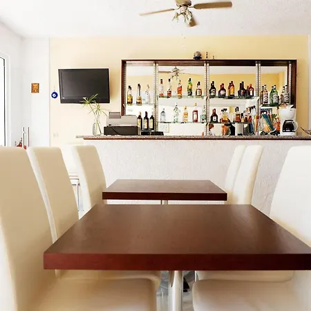 Coralli Beach Studios- Hotel apartamentowy *