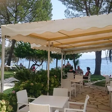 Coralli Beach Studios-