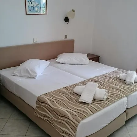 Hotel apartamentowy Coralli Beach Studios- Nydri (Lefkada)