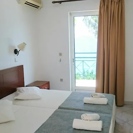 Coralli Beach Studios- * Nydri (Lefkada)