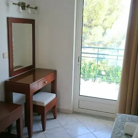 Coralli Beach Studios- Nydri (Lefkada)