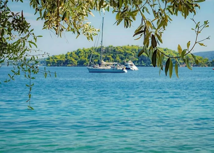 Апарт-отель Coralli Beach Studios- Нидри