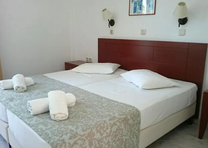 Coralli Beach Studios- Апарт-отель