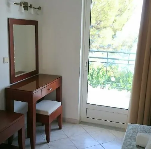 Coralli Beach Studios- Nydri (Lefkada)
